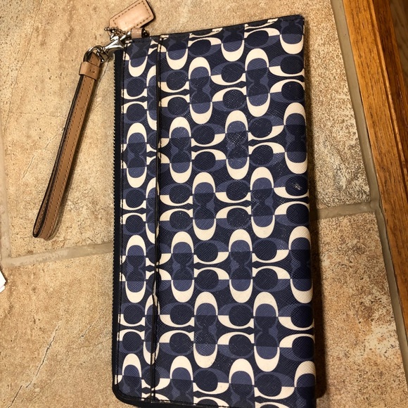 Large Coach Wristlet - Picture 2 of 3